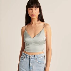 NWT Abercrombie & Fitch Black Satin Cropped Cami - Size Small